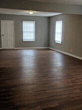 1516 Oakwood Ave NE in Huntsville, AL - Foto de edificio - Building Photo