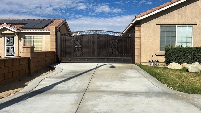 3357 E Ave K4 in Lancaster, CA - Building Photo - Building Photo