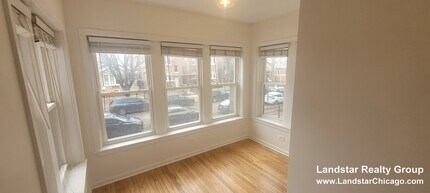 4946 N Ridgeway Ave, Unit 1 in Chicago, IL - Foto de edificio - Building Photo