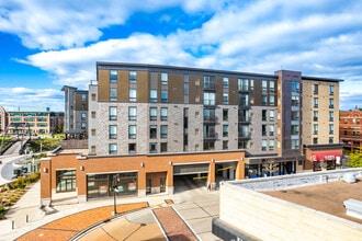 Haymarket Landing Apartments in Eau Claire, WI - Building Photo - Building Photo
