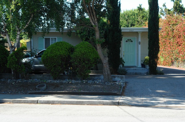 2007 Colony St in Mountain View, CA - Building Photo - Building Photo