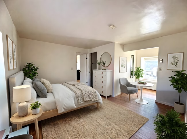 114 S Market St in Elizabethtown, PA - Building Photo - Building Photo