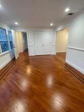 41 Chobot Ln, Unit 41 Chobot Ln. Elmwood Par in Elmwood Park, NJ - Building Photo - Building Photo