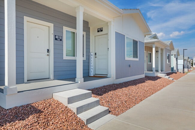 Cottages at Torin Point in Colorado Springs, CO - Building Photo - Building Photo
