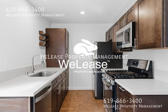 1462 Rosecrans St in San Diego, CA - Building Photo - Building Photo