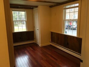 7 Carlisle St in Ellsworth, ME - Building Photo - Building Photo