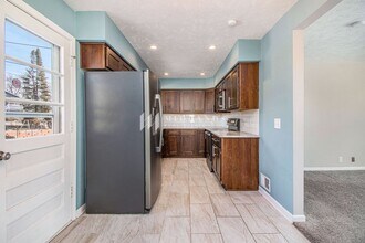 7814 Pasadena Ave in Omaha, NE - Building Photo - Building Photo