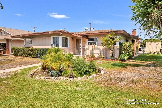 10932 La Cima Dr in Whittier, CA - Building Photo - Building Photo