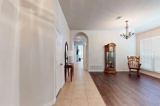 2416 Yuma Dr in Little Elm, TX - Foto de edificio - Building Photo