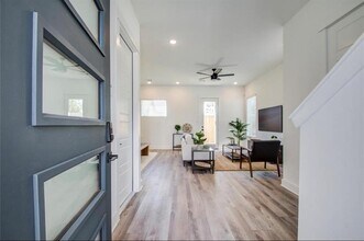5823 Highland Sky Ln in Houston, TX - Building Photo - Building Photo
