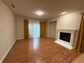 3819 Kaweah St in West Sacramento, CA - Building Photo - Building Photo