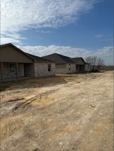 213 Davenport in Italy, TX - Building Photo - Building Photo