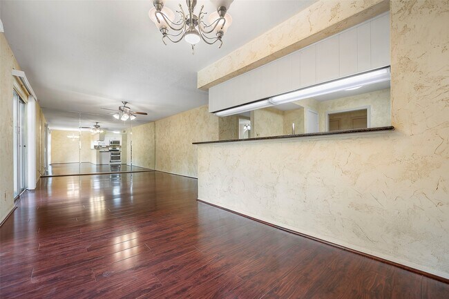 14515 Wunderlich Dr in Houston, TX - Building Photo - Building Photo