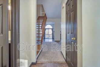 3642 Essex Pond Quay in Virginia Beach, VA - Building Photo - Building Photo