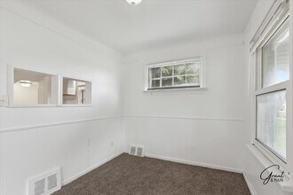 19367 Barlow St in Detroit, MI - Foto de edificio - Building Photo