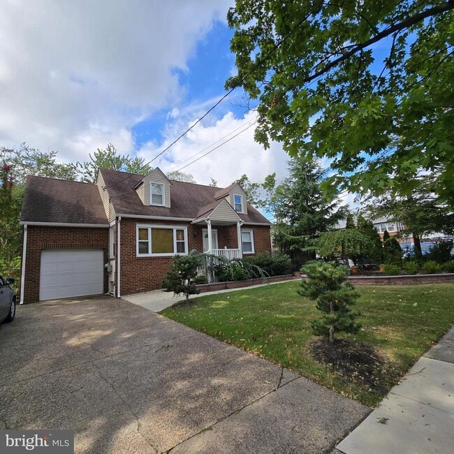 7 E Tampa Ave in Cherry Hill Township, NJ - Building Photo - Building Photo