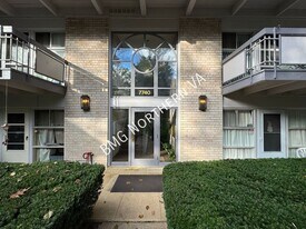 7740 Donnybrook Ct in Annandale, VA - Building Photo