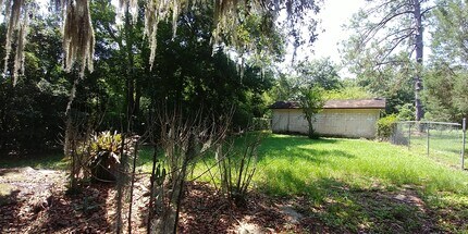 5420 Trout River Blvd in Jacksonville, FL - Building Photo - Building Photo