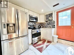 66 Overlord Crescent in Toronto, ON - Building Photo - Building Photo