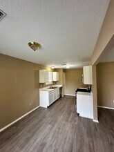 6910 Bayou Crest Dr in Houston, TX - Building Photo - Building Photo