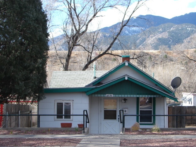 property at 3151 W Pikes Peak Ave