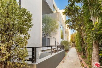 4118 Wade St in Los Angeles, CA - Building Photo - Building Photo