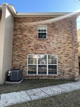 221 W Kenilworth St in New Orleans, LA - Building Photo - Building Photo