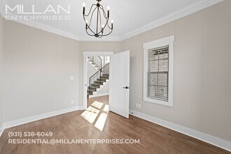 1069 Veridian Dr in Clarksville, TN - Building Photo - Building Photo