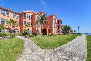 2747 Via Capri, Unit 1116 in Clearwater, FL - Building Photo