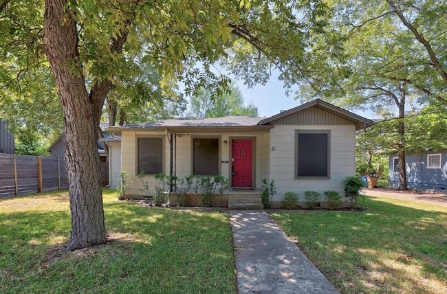 property at 1205 Palo Duro Rd