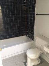 Ormond 3400 in Cincinnati, OH - Building Photo - Interior Photo