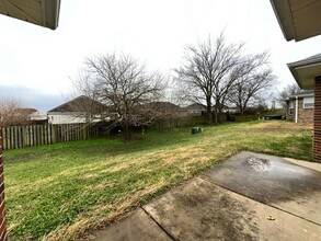 2403 SW 20th St in Bentonville, AR - Building Photo - Building Photo