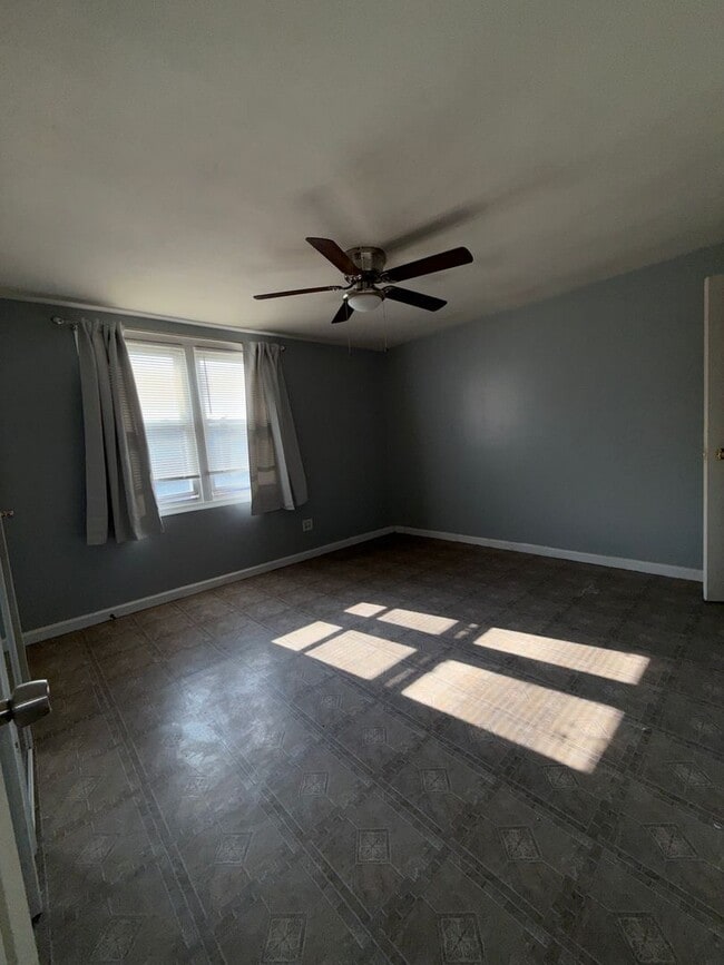 property at 3830 Palmetto St