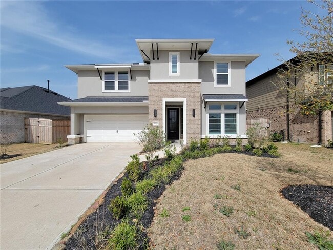 property at 31526 Beacon Cove Trl