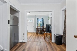 120B Little Pl in South Bound Brook, NJ - Foto de edificio - Building Photo