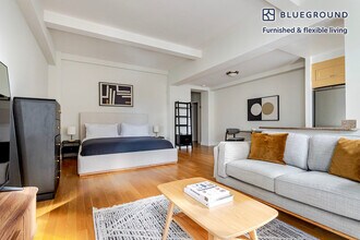 20 Park Ave in New York, NY - Foto de edificio - Building Photo