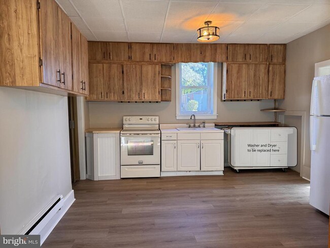 property at 339 W Chestnut St