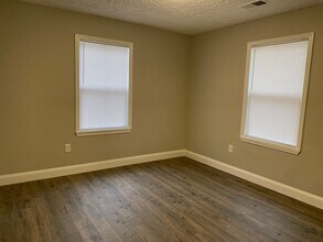 148 Summar Dr in Jackson, TN - Building Photo - Building Photo