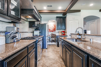 905 Brendan Dr in Little Elm, TX - Foto de edificio - Building Photo
