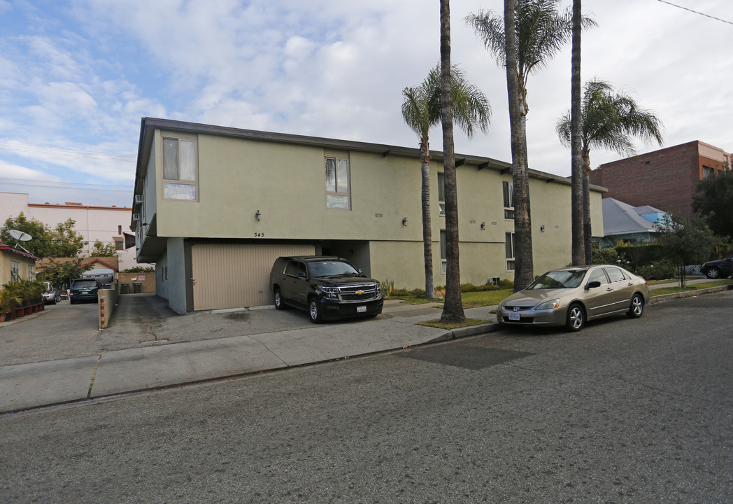 345 W Elk Ave in Glendale, CA - Building Photo