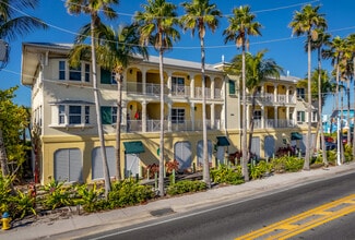 Sand Castle in Bradenton Beach, FL - Building Photo - Building Photo