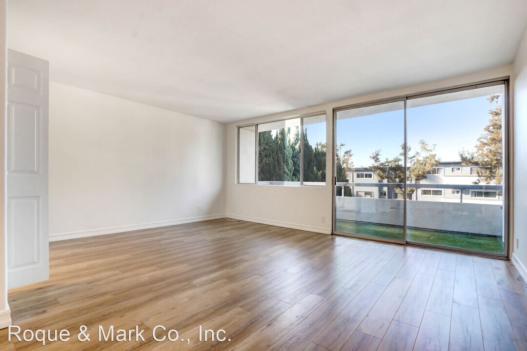 1049 21st St in Santa Monica, CA - Building Photo