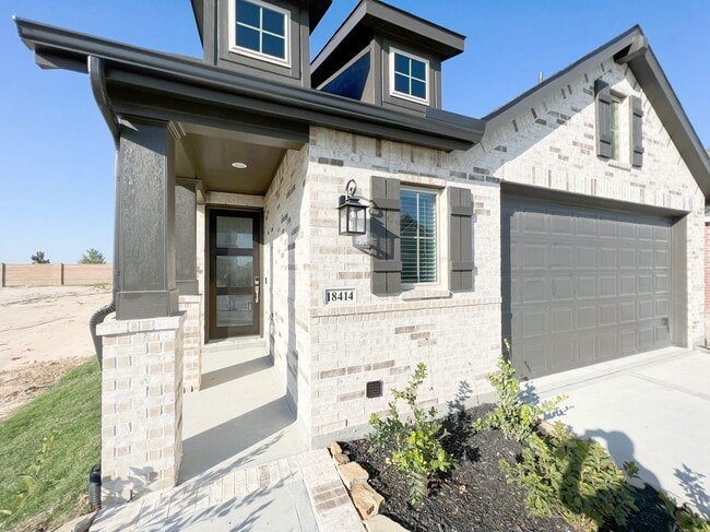 18414 Palmetto Vw Dr