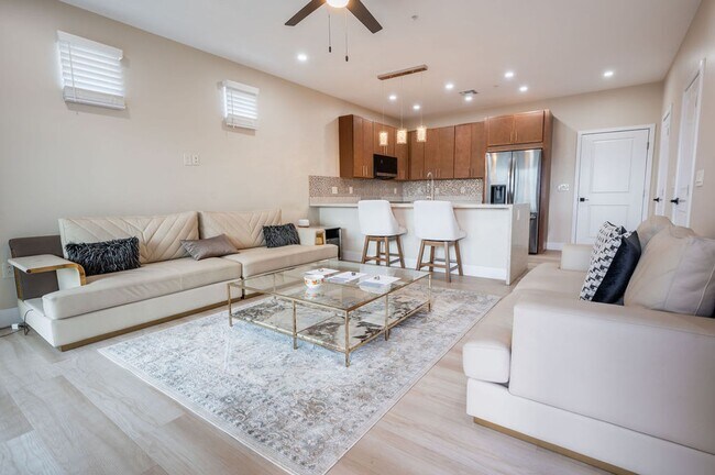 property at 44 N Sunvalley Blvd