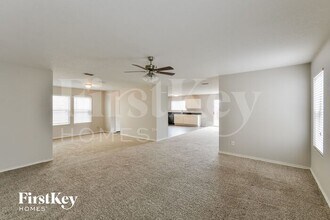 7711 Caballo Canyon in San Antonio, TX - Building Photo - Building Photo