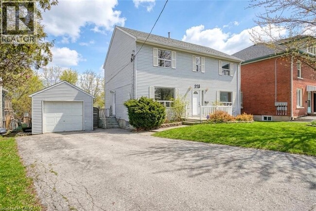 113 Beverly St in Cambridge, ON - Building Photo - Building Photo