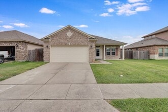 8026 Barlovento St in Corpus Christi, TX - Building Photo - Building Photo