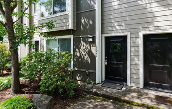 17247 SW Whitley Way, Unit 3133-206 in Beaverton, OR - Building Photo - Building Photo