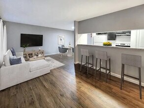 Costa Mesa in Houston, TX - Building Photo - Building Photo