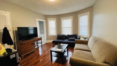 60 Fiske St in Waltham, MA - Building Photo - Building Photo